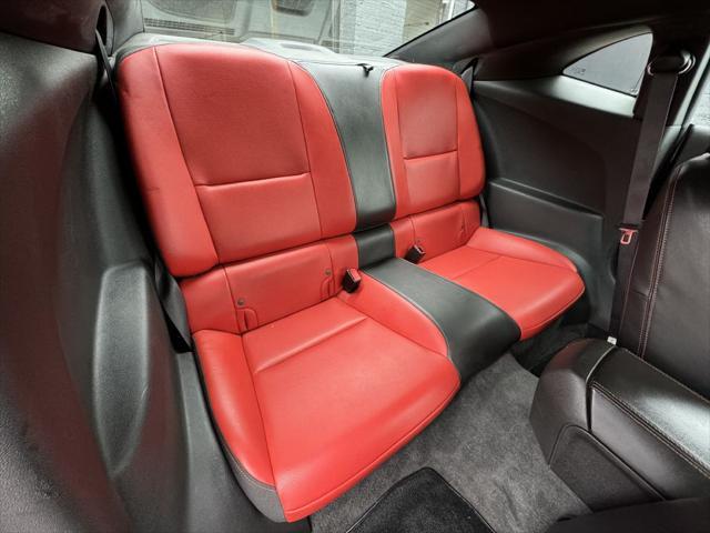 Photo of 2010 Black Chevrolet Camaro