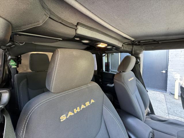 Photo of 2015 Black Clearcoat Jeep Wrangler Unlimited