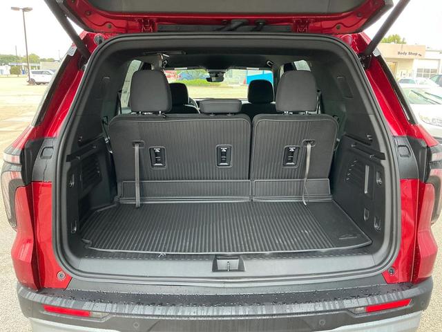 Photo of 2026 Radiant Red Tintcoat Chevrolet Traverse