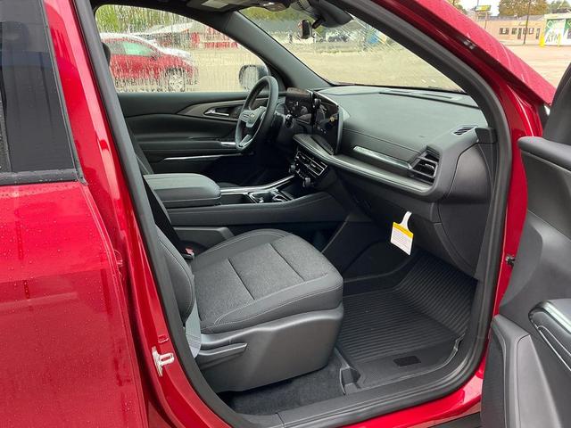 Photo of 2026 Radiant Red Tintcoat Chevrolet Traverse