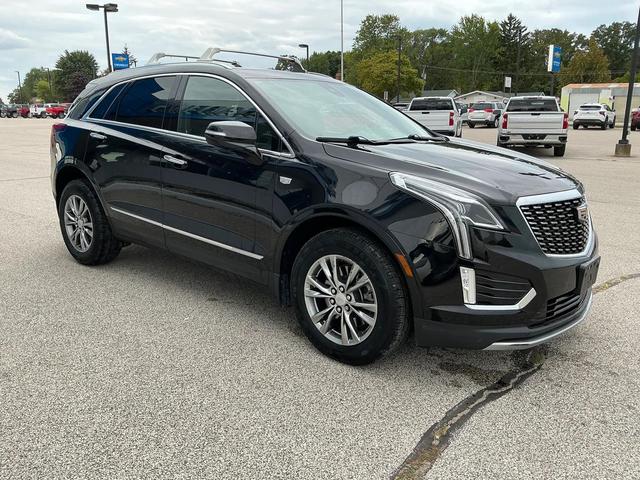 Photo of 2021 Stellar Black Metallic Cadillac XT5