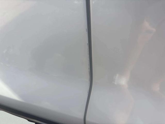 Photo of 2023 White Frost Tricoat GMC Sierra 1500