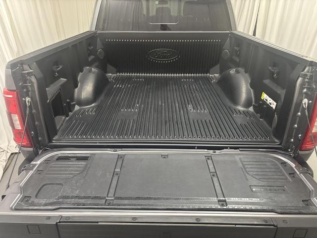Photo of 2022 Carbonized Gray Metallic Ford F-150