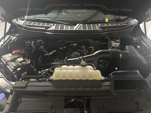 Photo of 2022 Carbonized Gray Metallic Ford F-150