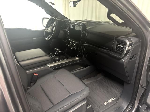 Photo of 2022 Carbonized Gray Metallic Ford F-150