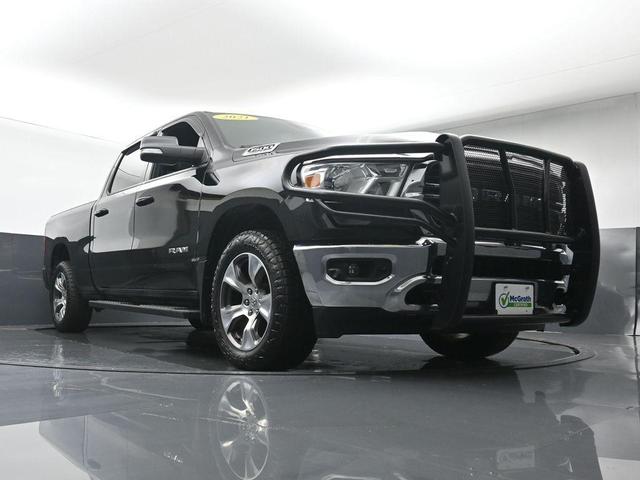 Photo of 2021 Diamond Black Crystal Pearlcoat RAM 1500