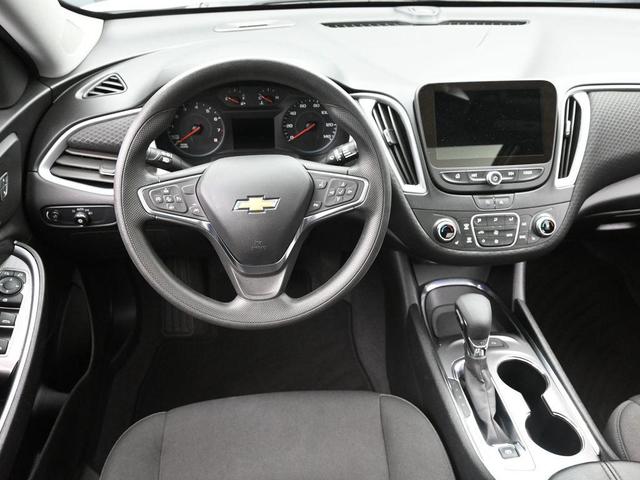 Photo of 2024 Summit White Chevrolet Malibu