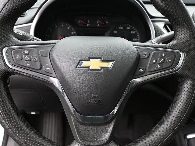 Photo of 2024 Summit White Chevrolet Malibu