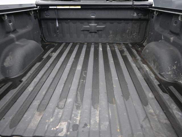 Photo of 2018 Iridescent Pearl Tricoat Chevrolet Silverado 1500