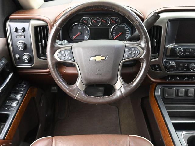 Photo of 2018 Iridescent Pearl Tricoat Chevrolet Silverado 1500