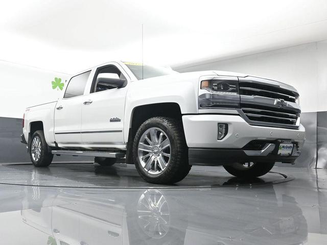Photo of 2018 Iridescent Pearl Tricoat Chevrolet Silverado 1500