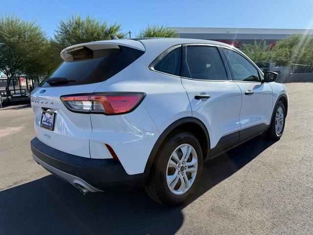 Photo of 2021 White Ford Escape