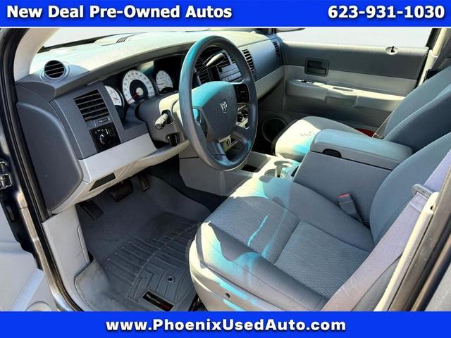 Photo of 2008 Gray Dodge Durango