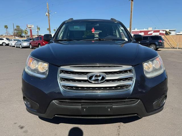 Photo of 2012 Black Hyundai SANTA FE
