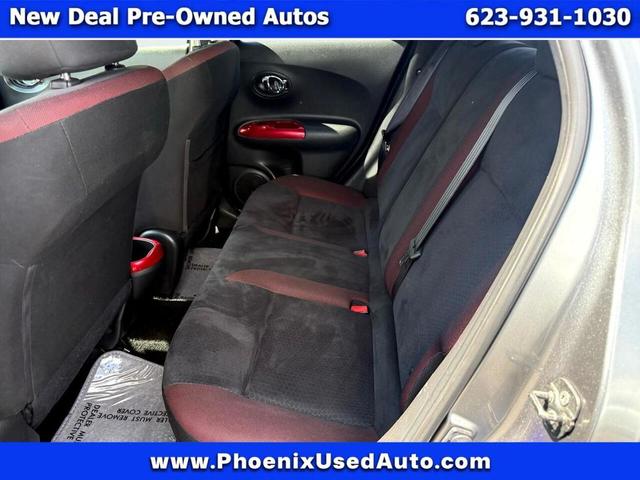 Photo of 2011 Gray Nissan Juke