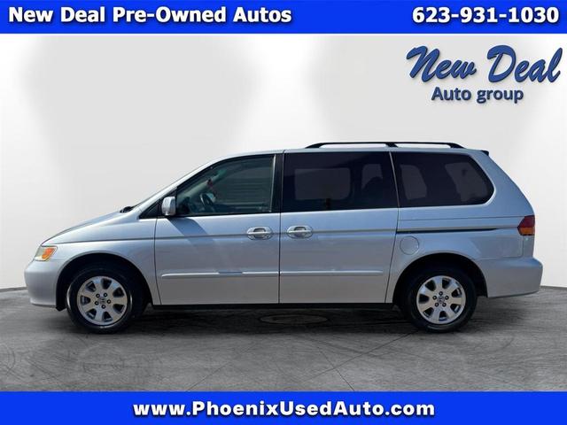 Photo of 2002 Silver Honda Odyssey