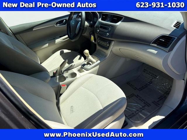 Photo of 2013 Gray Nissan Sentra