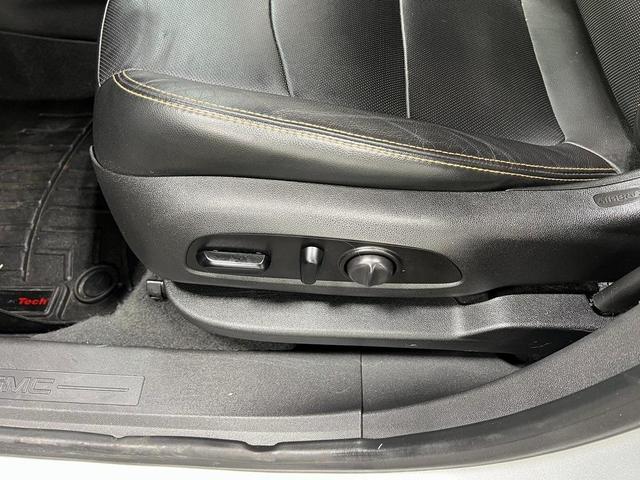 Photo of 2019 Quicksilver Metallic GMC Terrain