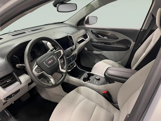 Photo of 2022 Quicksilver Metallic GMC Terrain