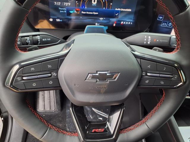 Photo of 2025 Mosaic Black Metallic Chevrolet Traverse
