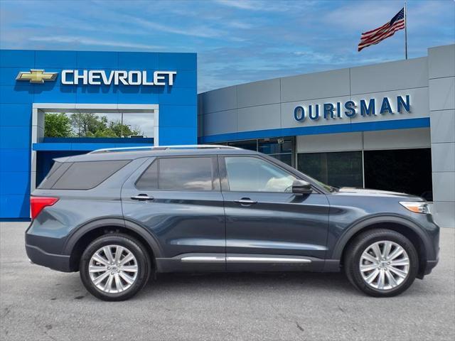 Photo of 2022 Stone Blue Metallic Ford Explorer