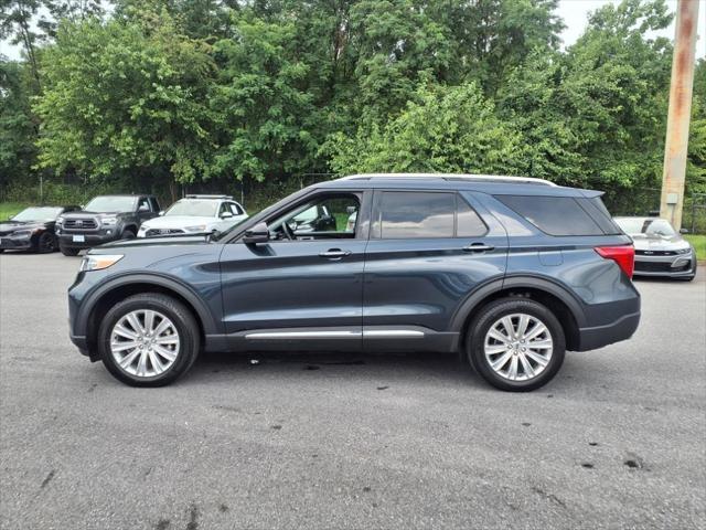 Photo of 2022 Stone Blue Metallic Ford Explorer