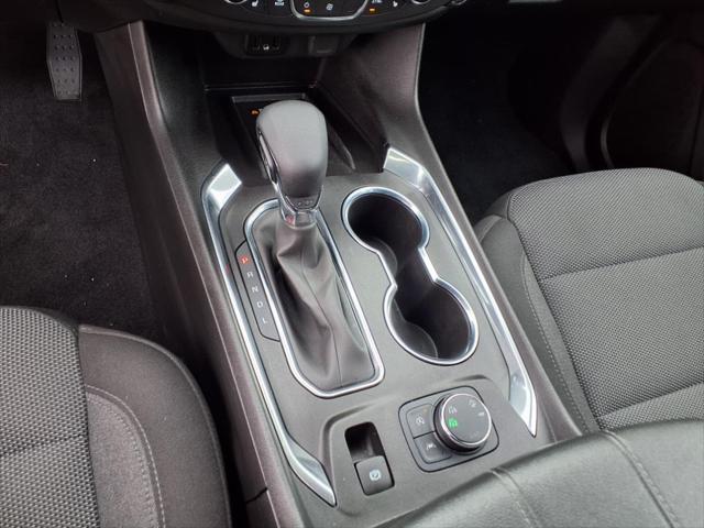 Photo of 2023 Mosaic Black Metallic Chevrolet Traverse