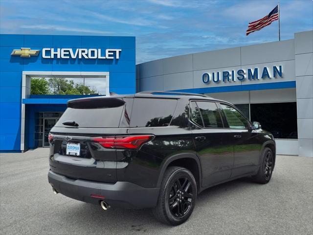 Photo of 2023 Mosaic Black Metallic Chevrolet Traverse