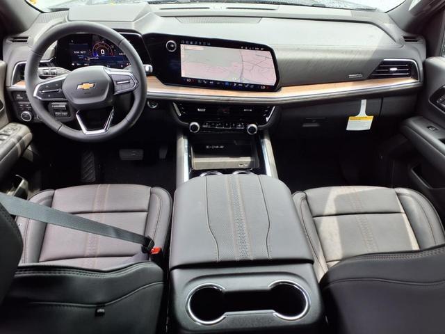 Photo of 2025 Black Chevrolet Suburban