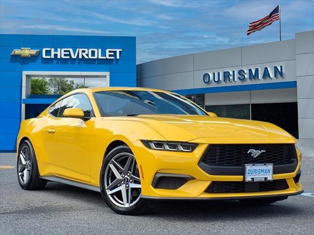 Photo of 2024 Yellow Splash Metallic Tri-coat Ford Mustang