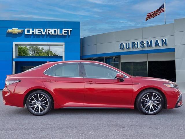 Photo of 2021 Supersonic Red Toyota Camry