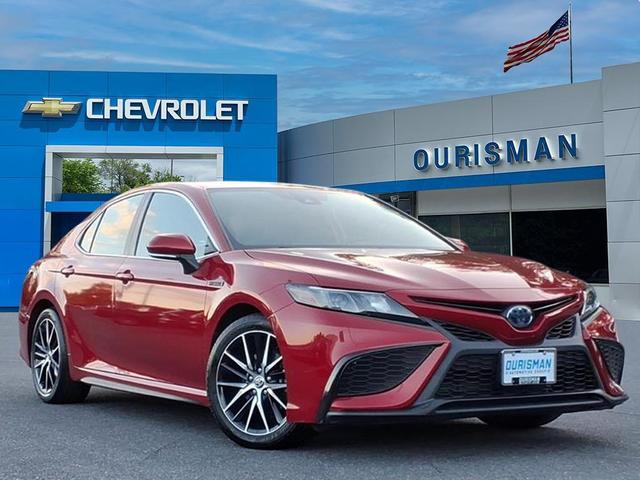 Photo of 2021 Supersonic Red Toyota Camry