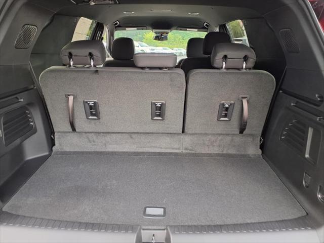 Photo of 2025 Radiant Red Tintcoat Chevrolet Traverse