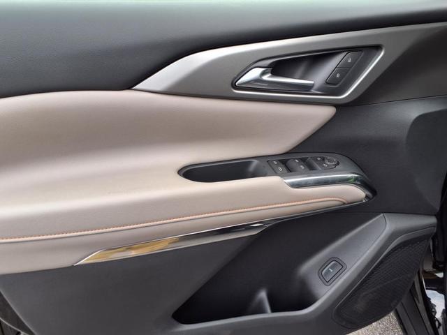 Photo of 2026 Mosaic Black Metallic Chevrolet Traverse