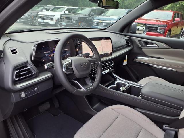 Photo of 2026 Mosaic Black Metallic Chevrolet Traverse