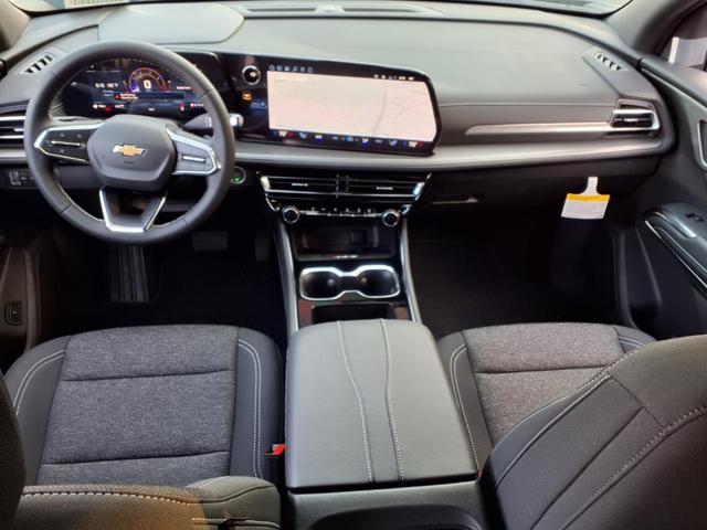 Photo of 2026 Lakeshore Blue Metallic Chevrolet Traverse