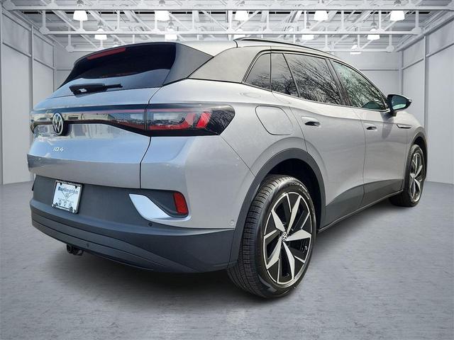 Photo of 2025 silver mist metallic Volkswagen ID.4