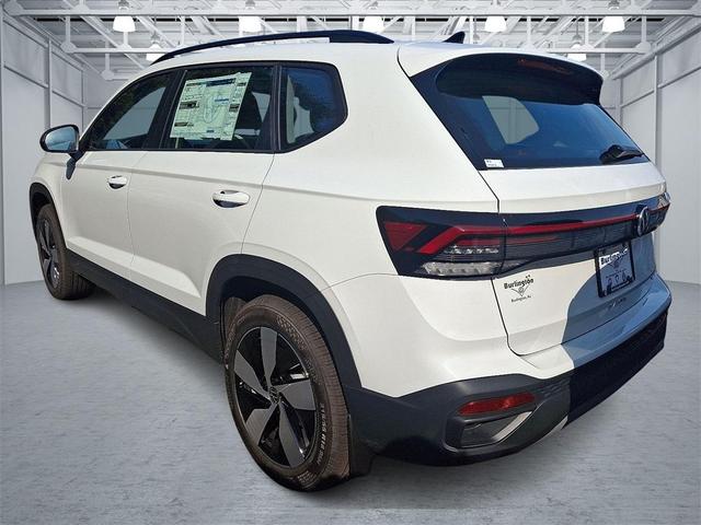 Photo of 2025 Pure White Volkswagen Taos