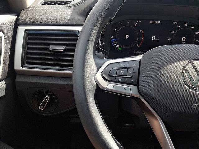 Photo of 2022 Pyrite Silver Metallic Volkswagen Atlas