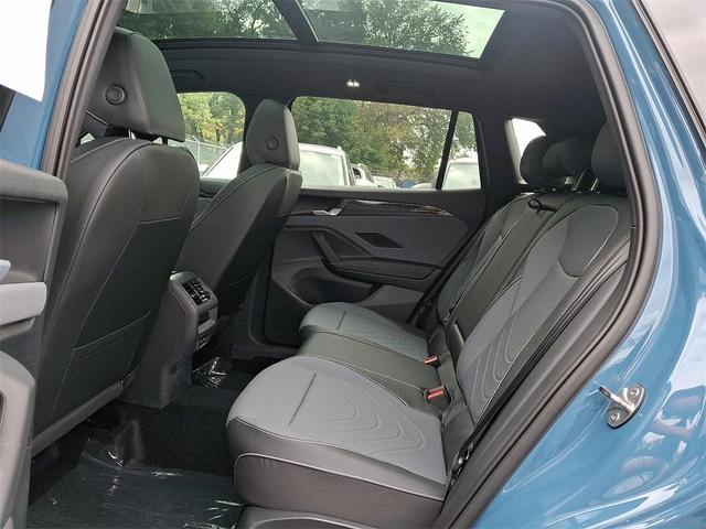 Photo of 2025 Monterey Blue Pearl Volkswagen Tiguan