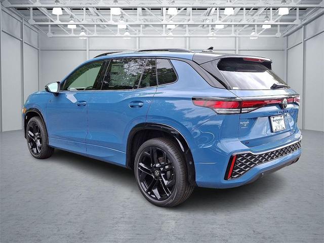 Photo of 2025 Monterey Blue Pearl Volkswagen Tiguan