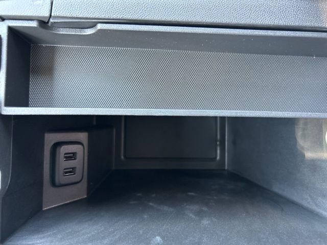 Photo of 2022 Summit White Chevrolet Equinox