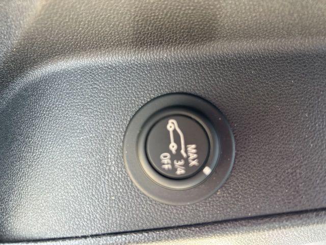 Photo of 2022 Summit White Chevrolet Equinox