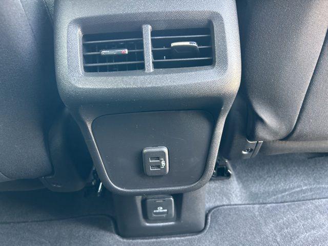 Photo of 2022 Summit White Chevrolet Equinox