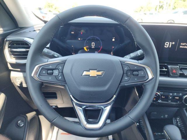 Photo of 2026 Summit White Chevrolet Trailblazer