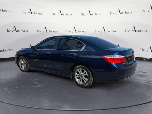 Photo of 2015 Obsidian Blue Pearl Honda Accord