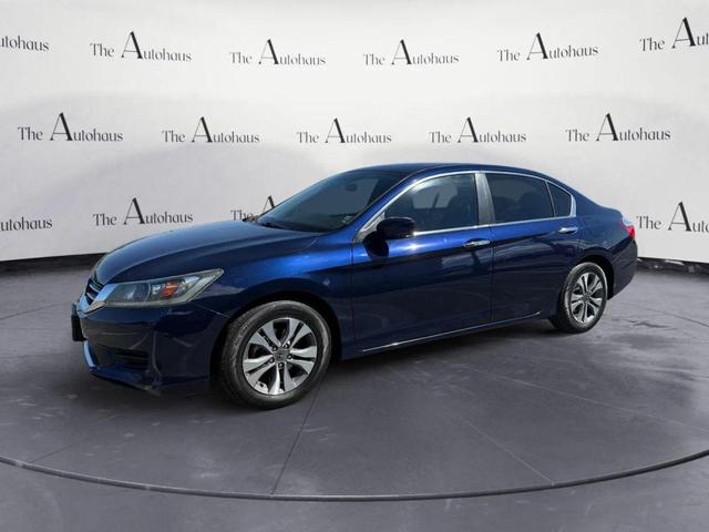 Photo of 2015 Obsidian Blue Pearl Honda Accord