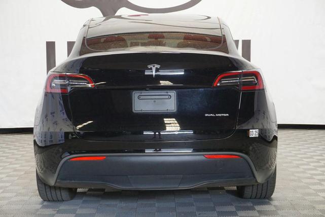 Photo of 2023 Black Tesla Model Y