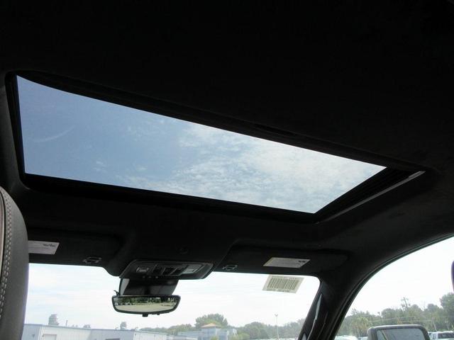 Photo of 2025 Onyx Black GMC Sierra 2500