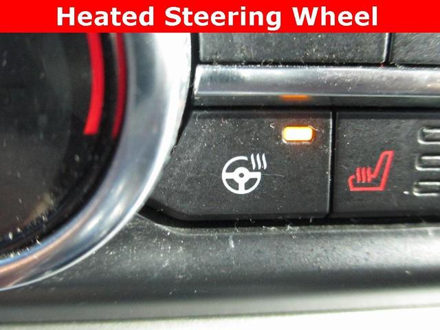 Photo of 2022 Agate Black Metallic Ford Expedition Max